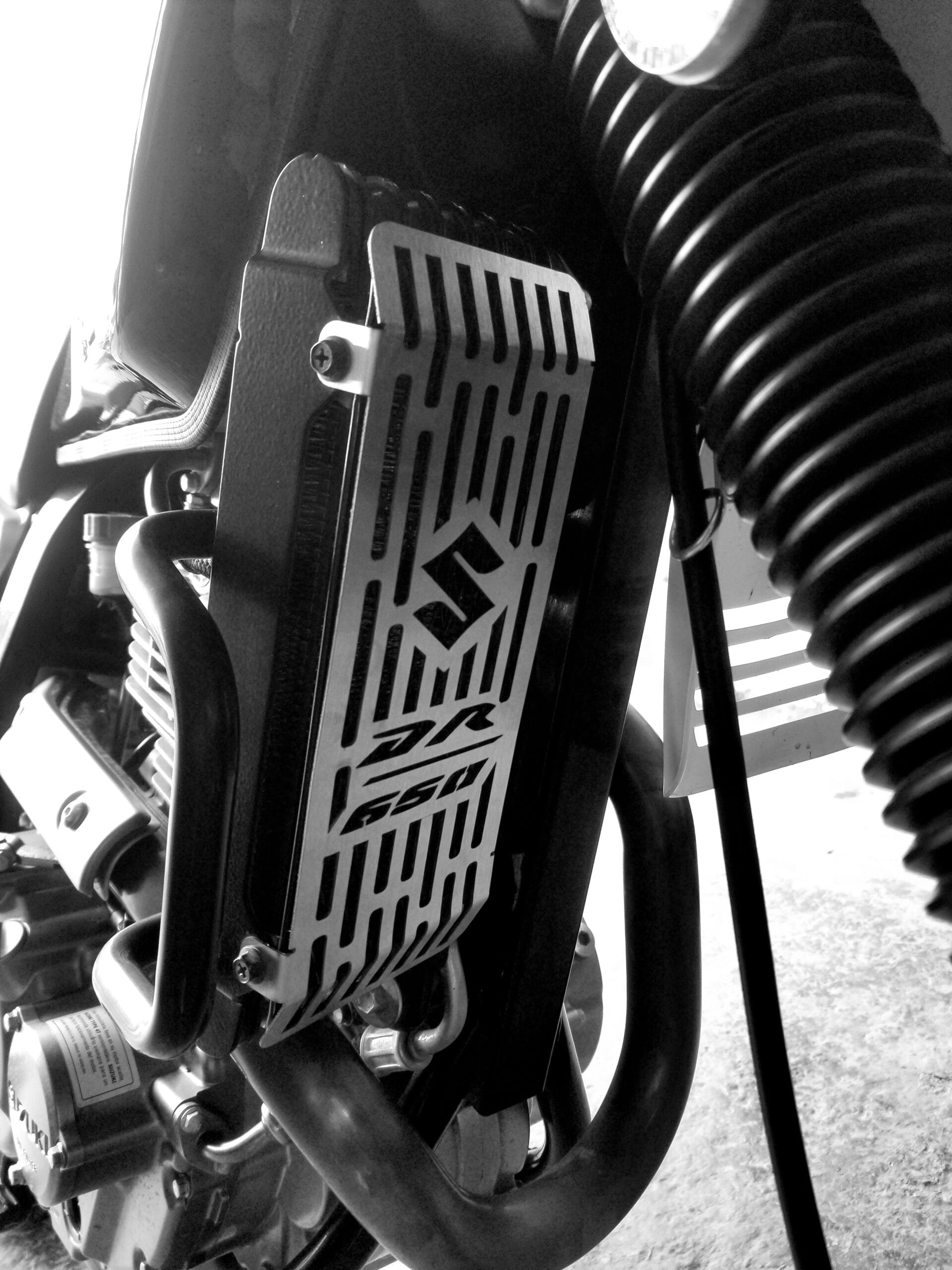 Protector Radiador DR650