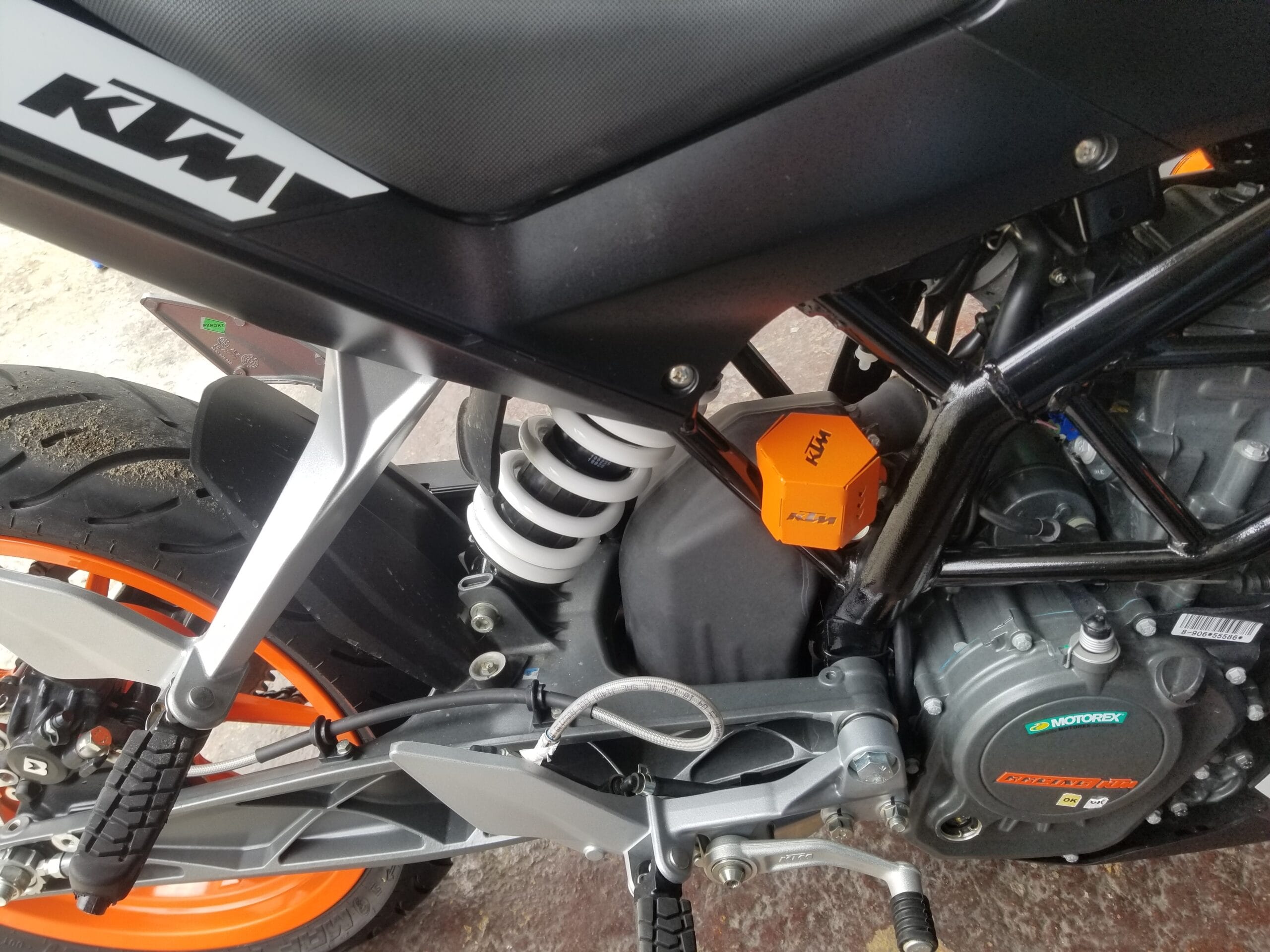 Protector Bomba Trasera KTM
