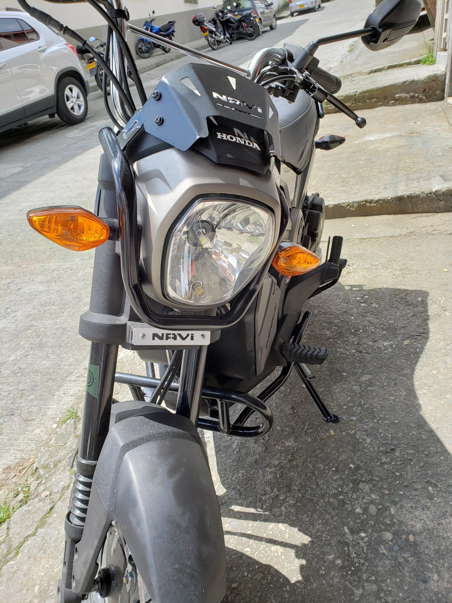Frontal Navi