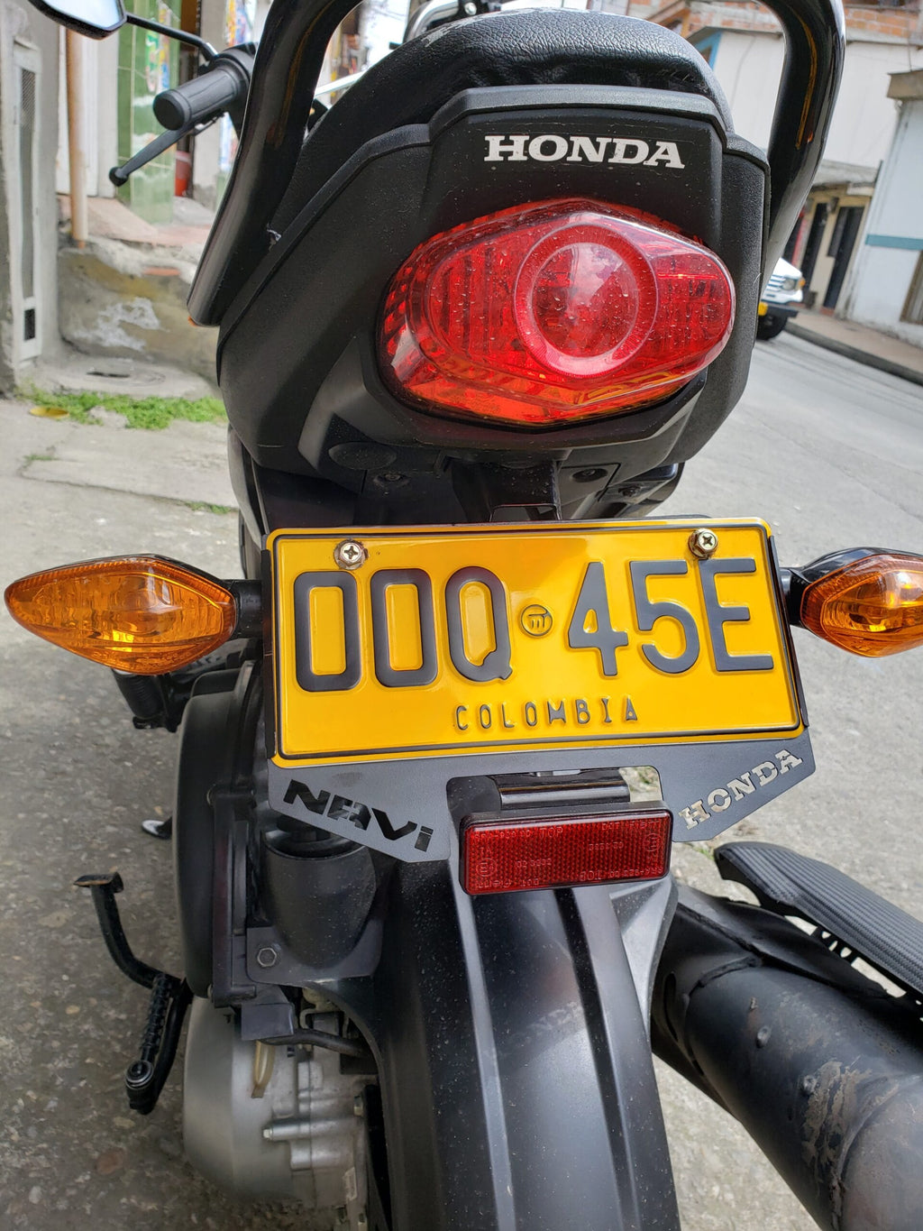 Portaplaca Navi
