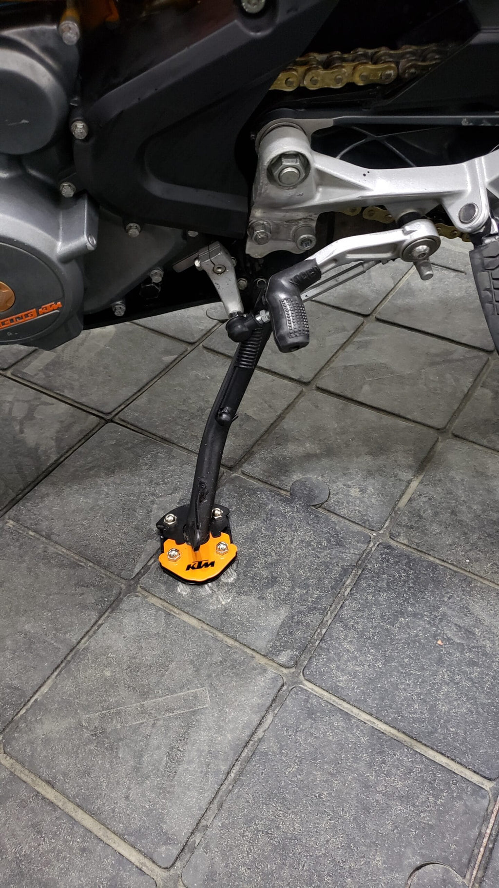 Base Pata KTM