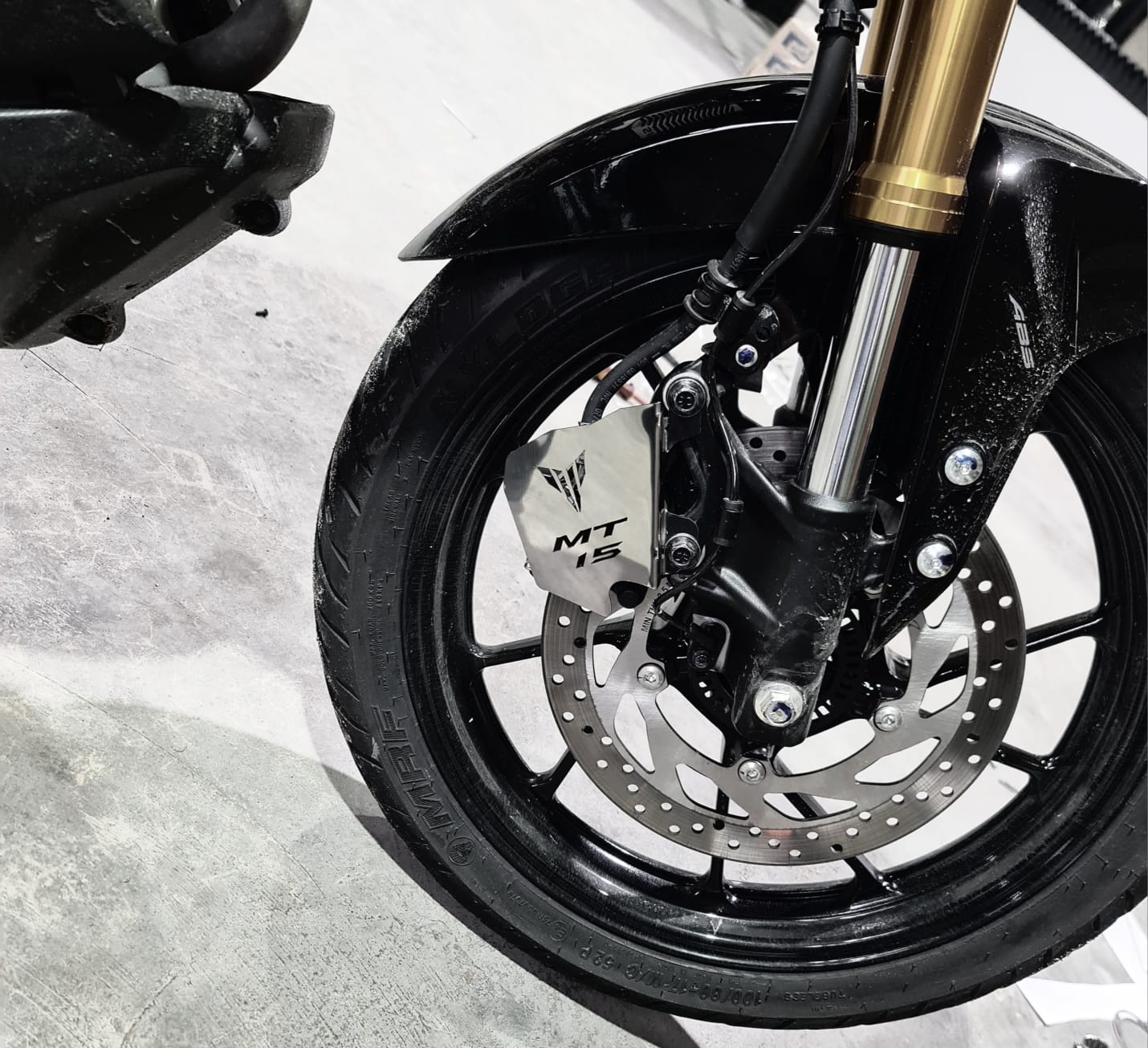 Protector de Caliper + Logo 3D - MT15