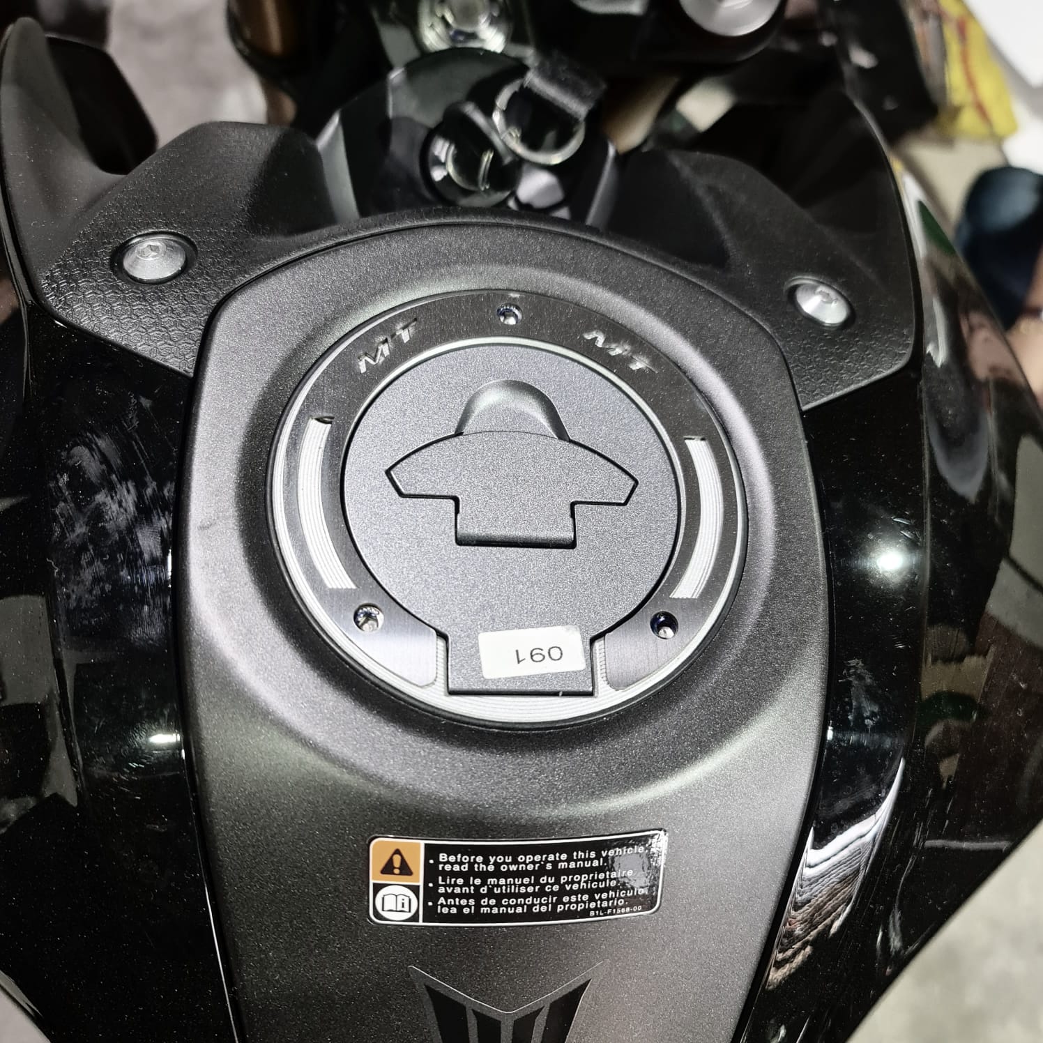 Protector Tapa Gasolina MT 09