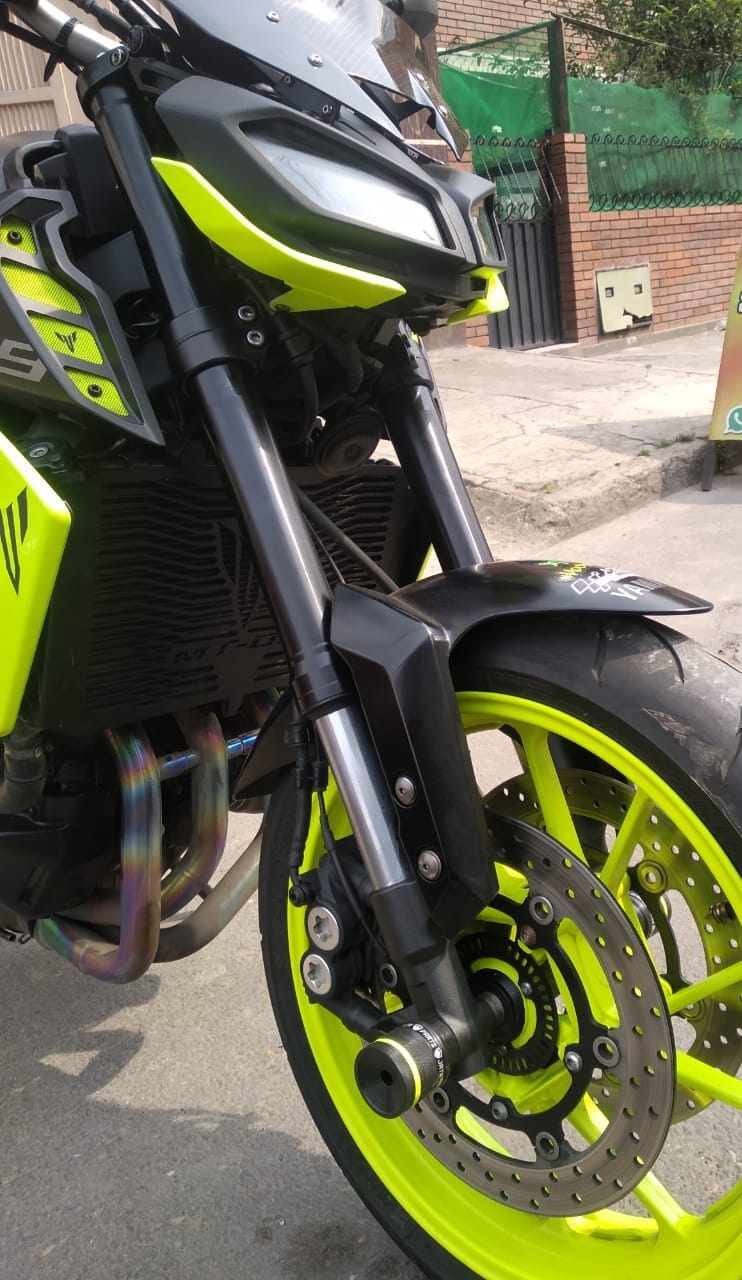 Protector Radiador MT 09 (2 partes)
