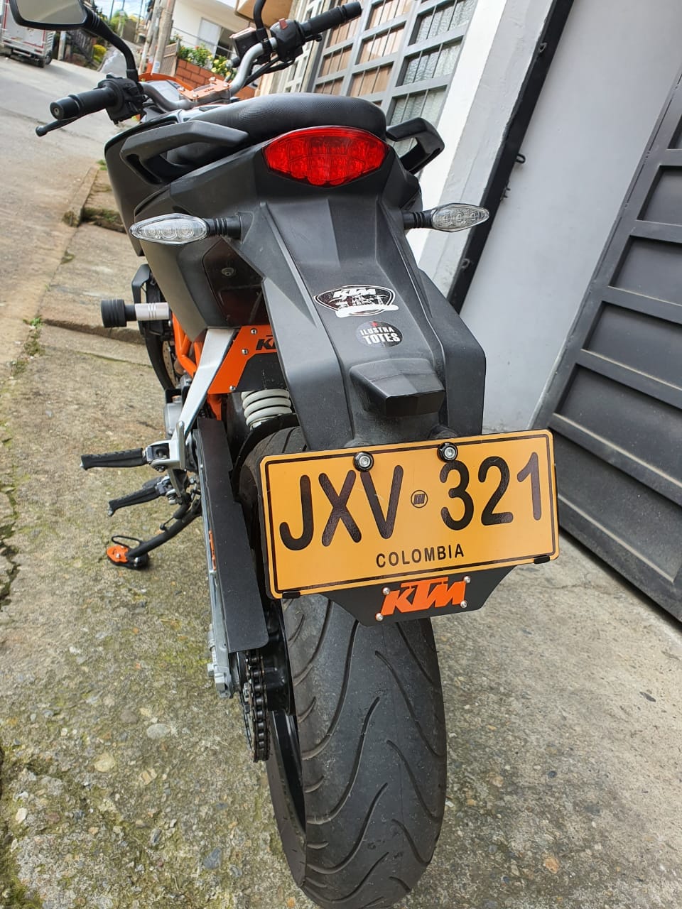 KTM - Portaplaca + Logo 3D