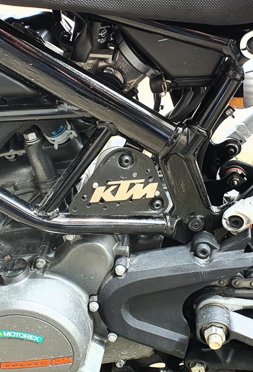 Logo lateral KTM
